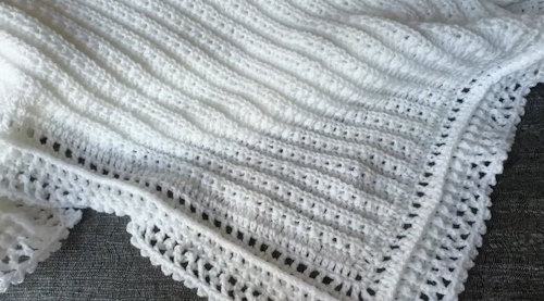 Baby Blanket Corner View – Easy Crochet Pattern Texture