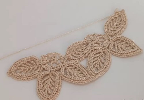 Joining First Petals of Crochet Leaf Flower Motif