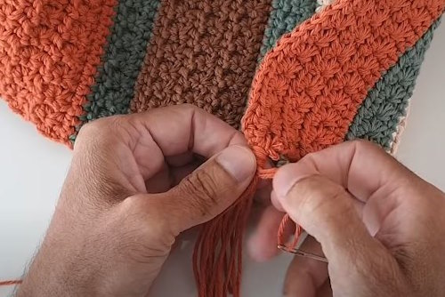 Making tassels for crochet blanket edges
