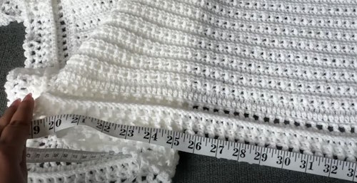 Measuring Easy Crochet Baby Blanket – Size and Fit Check