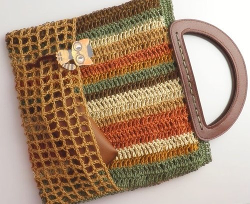 Crochet Paper Yarn Tote Bag – Easy Colorful DIY Tutorial Handmade crochet paper yarn tote bag in natural beige color finished and displayed flat